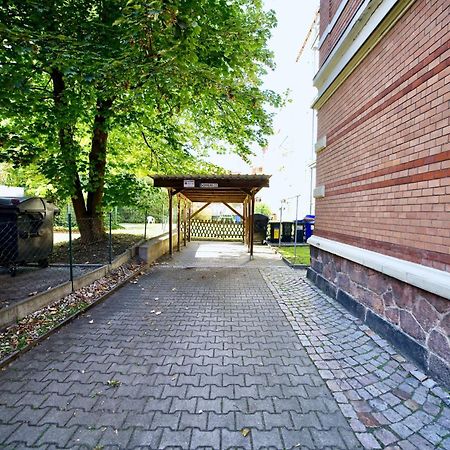 Edler Wohnraum Noble Stadtoase Mit Boxspringbett, Kaffeevollautomat & Parkplatz Zwickau Kültér fotó