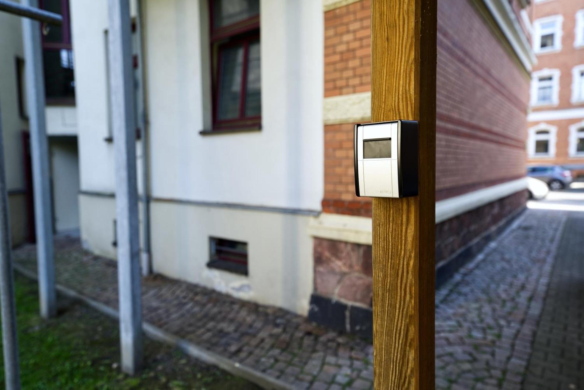 Edler Wohnraum Noble Stadtoase Mit Boxspringbett, Kaffeevollautomat & Parkplatz Zwickau Kültér fotó