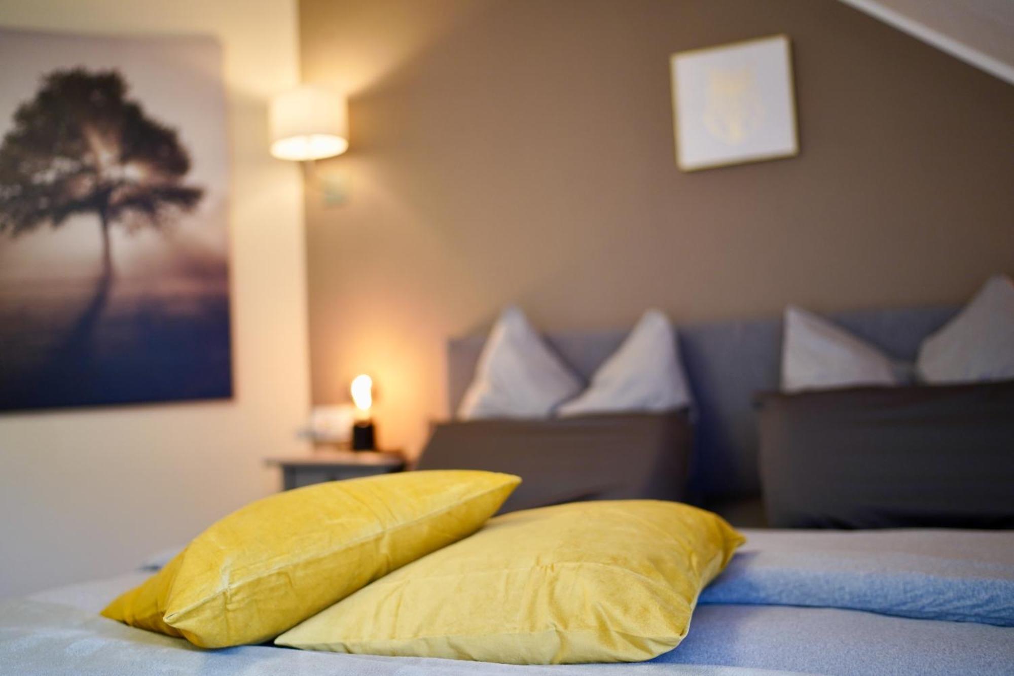Edler Wohnraum Noble Stadtoase Mit Boxspringbett, Kaffeevollautomat & Parkplatz Zwickau Kültér fotó