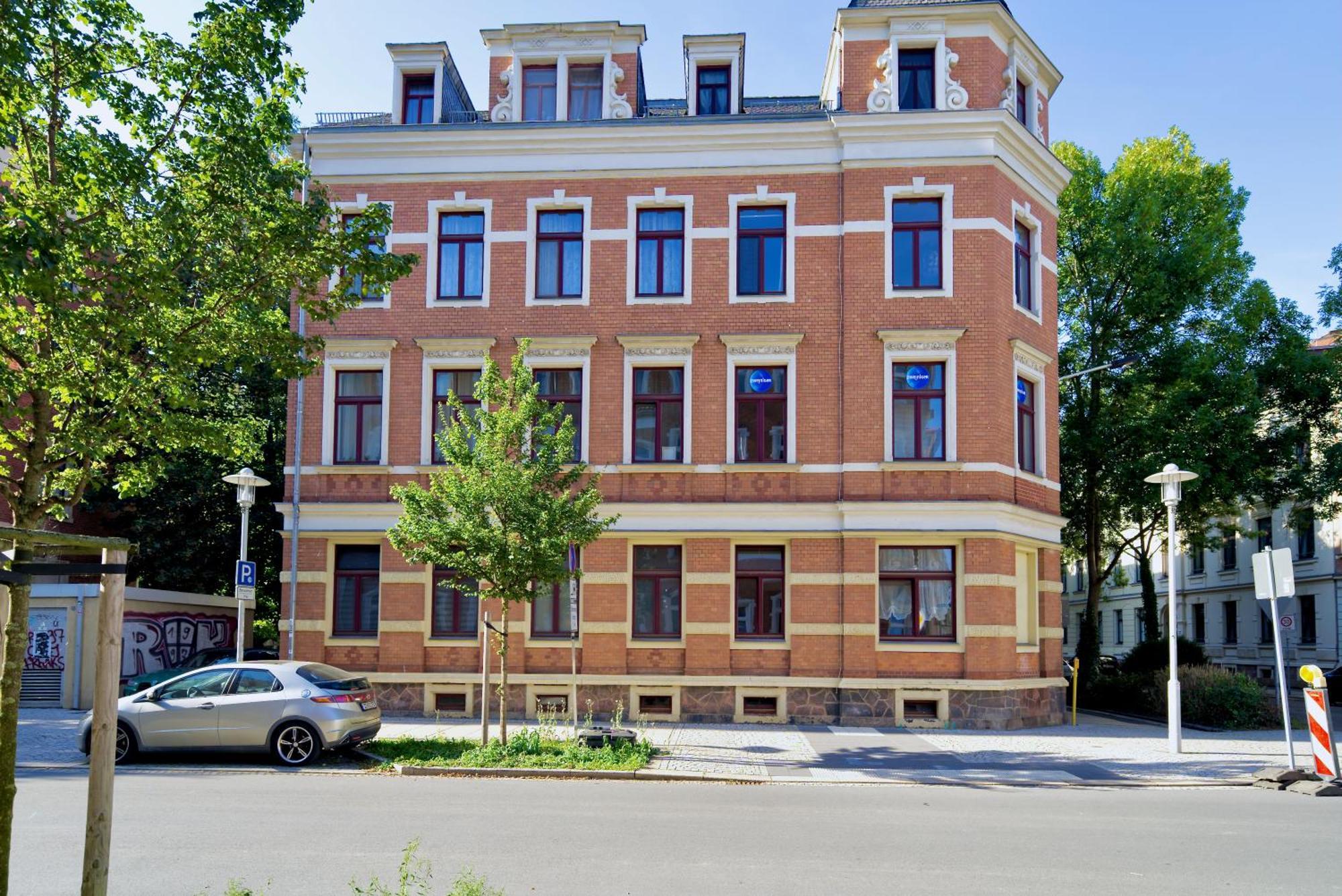 Edler Wohnraum Noble Stadtoase Mit Boxspringbett, Kaffeevollautomat & Parkplatz Zwickau Kültér fotó