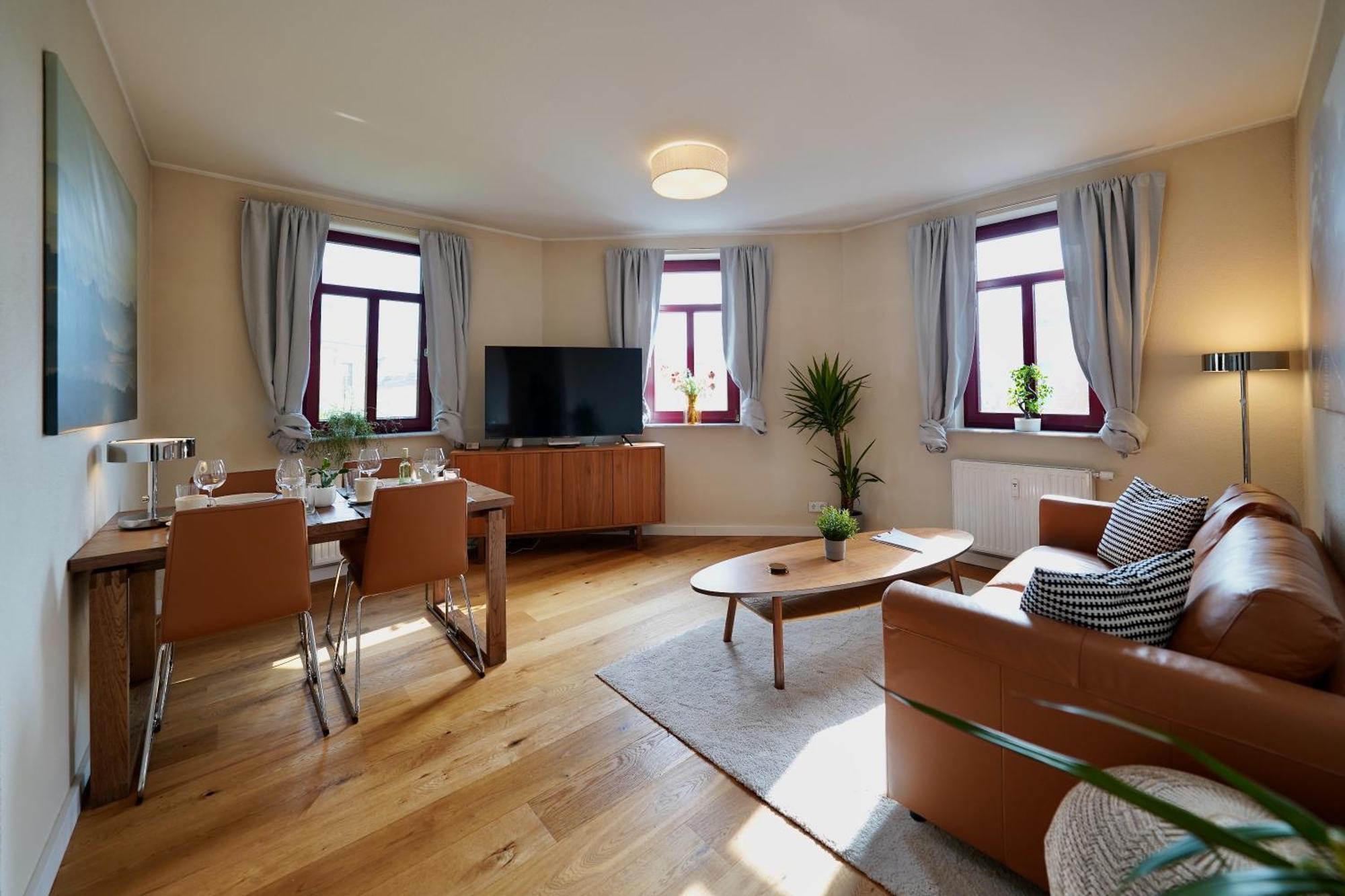 Edler Wohnraum Noble Stadtoase Mit Boxspringbett, Kaffeevollautomat & Parkplatz Zwickau Kültér fotó