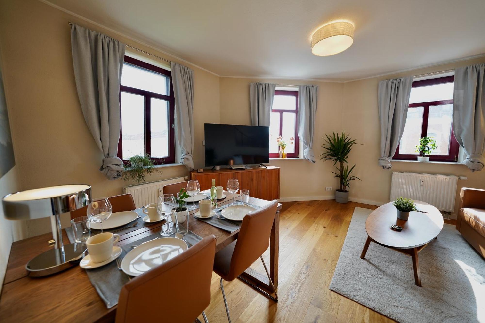 Edler Wohnraum Noble Stadtoase Mit Boxspringbett, Kaffeevollautomat & Parkplatz Zwickau Kültér fotó